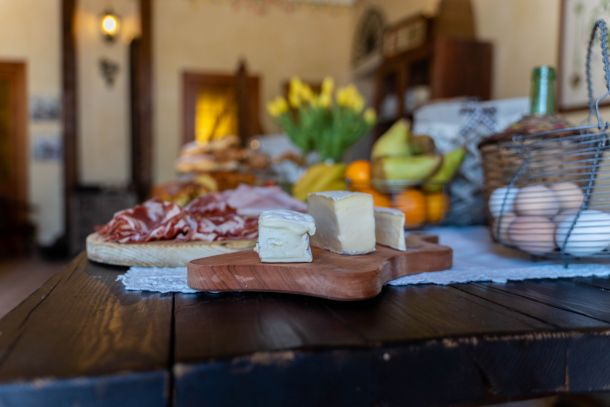 Quality cheeses & cured meats